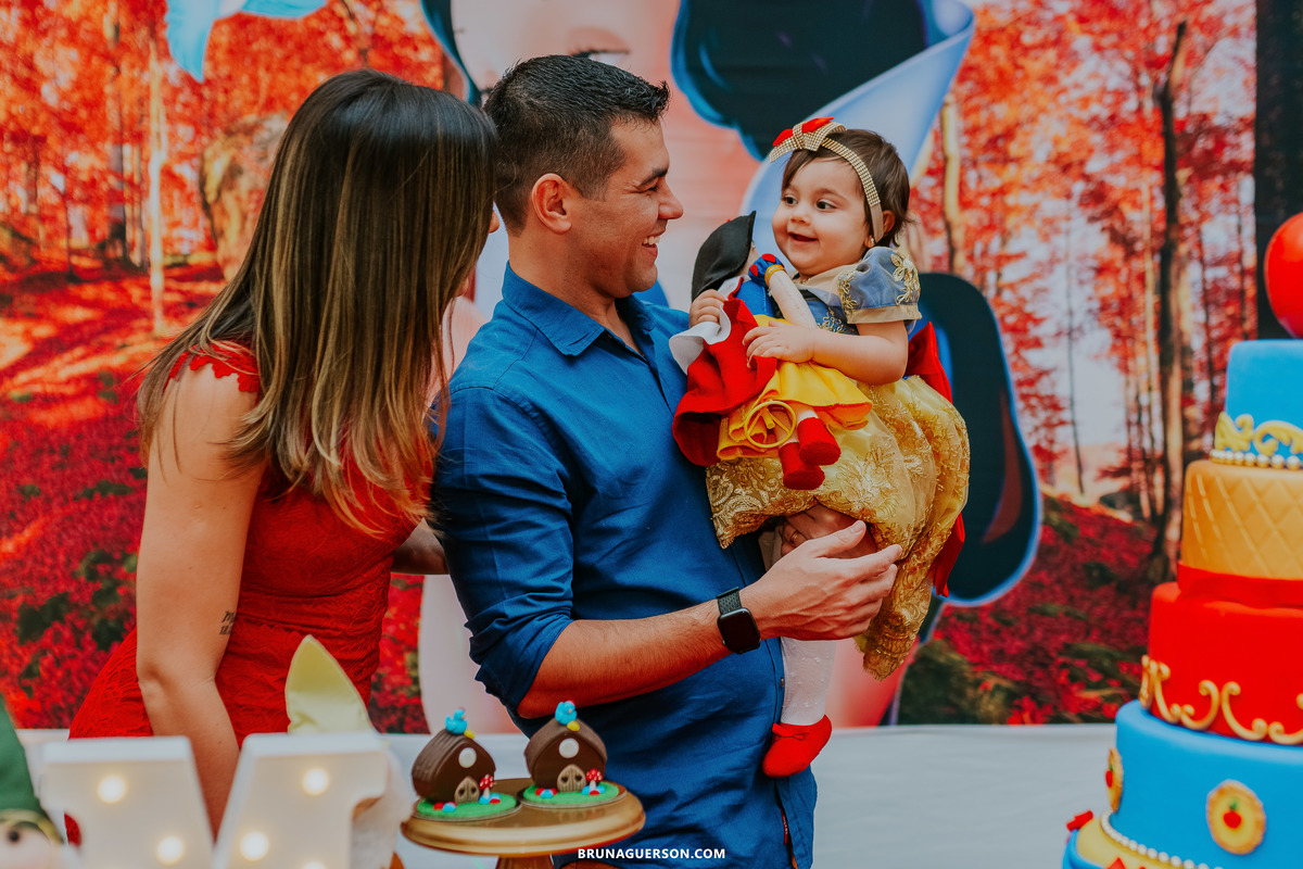 fotografia festa infantil rj 1 ano Mariah branca de neve fotografa rio de janeiro