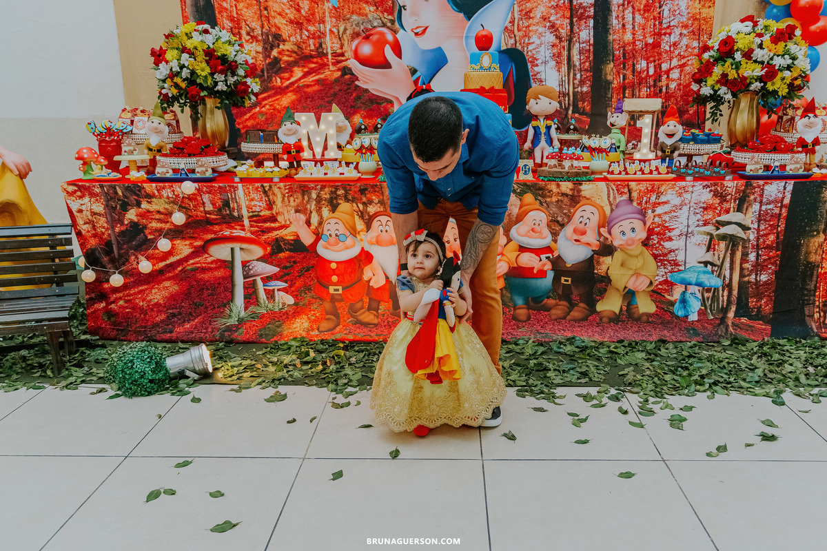 fotografia festa infantil rj 1 ano Mariah branca de neve fotografa rio de janeiro