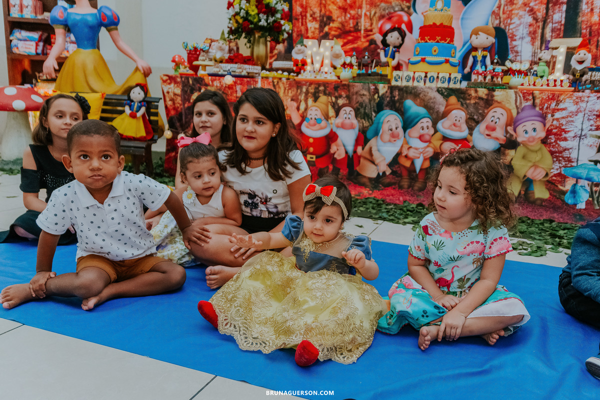 fotografia festa infantil rj 1 ano Mariah branca de neve fotografa rio de janeiro