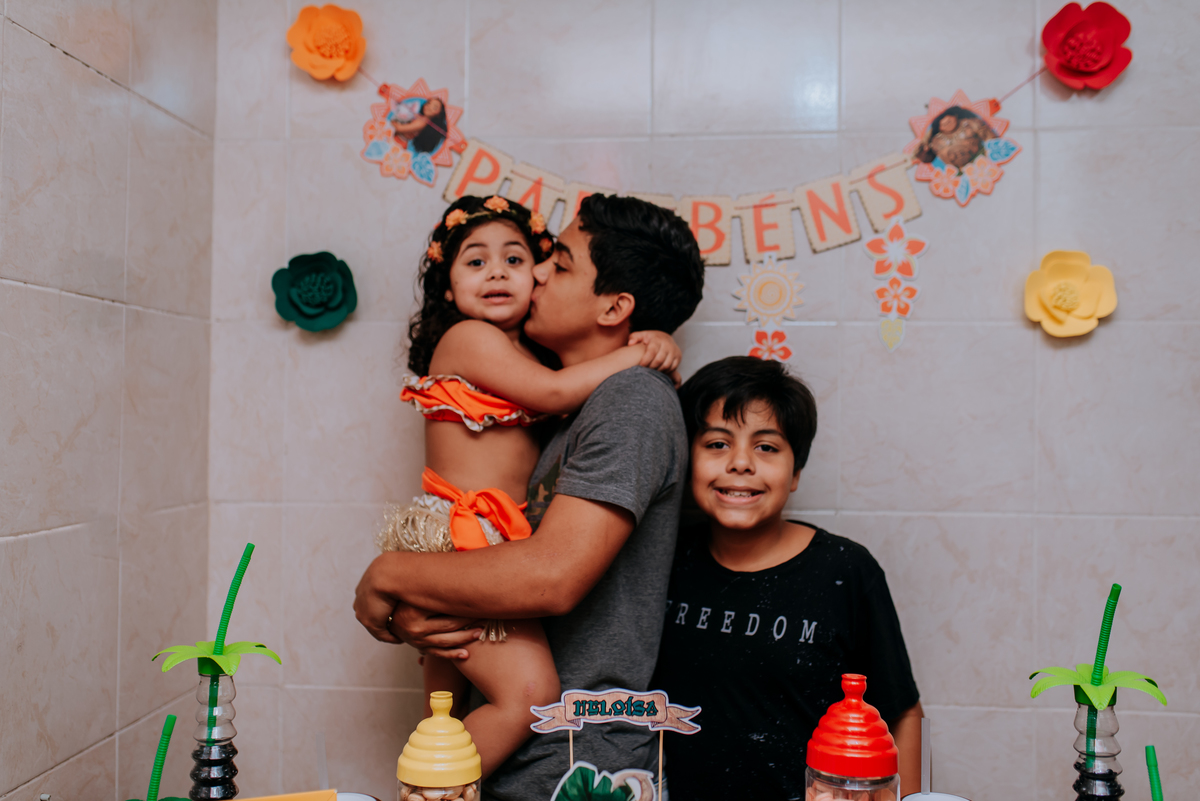 Rio de Janeiro rj Ilha do Governador festa infantil festa em casa festa simples moana