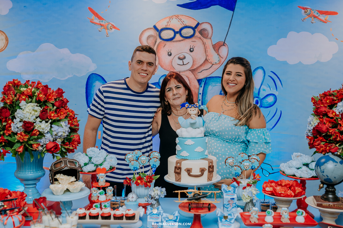 fotografa de familia Rio de Janeiro rj cha de bebe cha de menino tema urso avifotografa de familia Rio de Janeiro rj cha de bebe cha de menino tema urso aviador decoracaoador decoracao