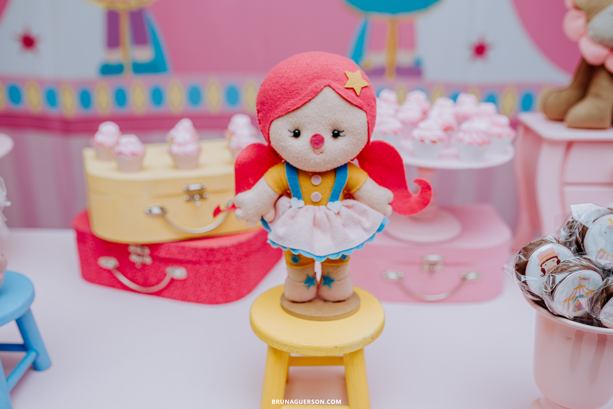 fotografia festa infantil Rio de Janeiro fotógrafa rj 1 ano circo rosa 
