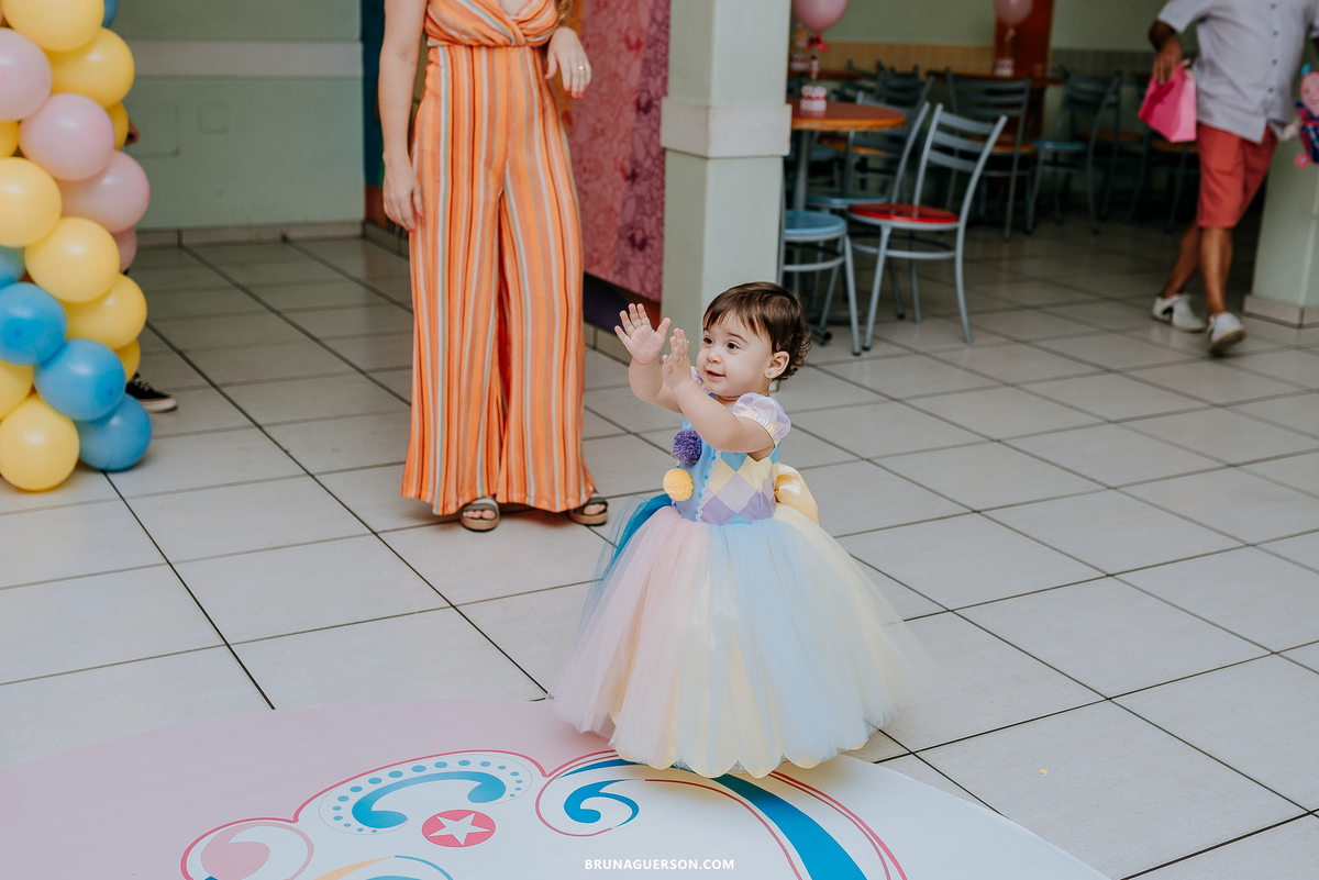 fotografia festa infantil Rio de Janeiro fotógrafa rj 1 ano circo rosa 