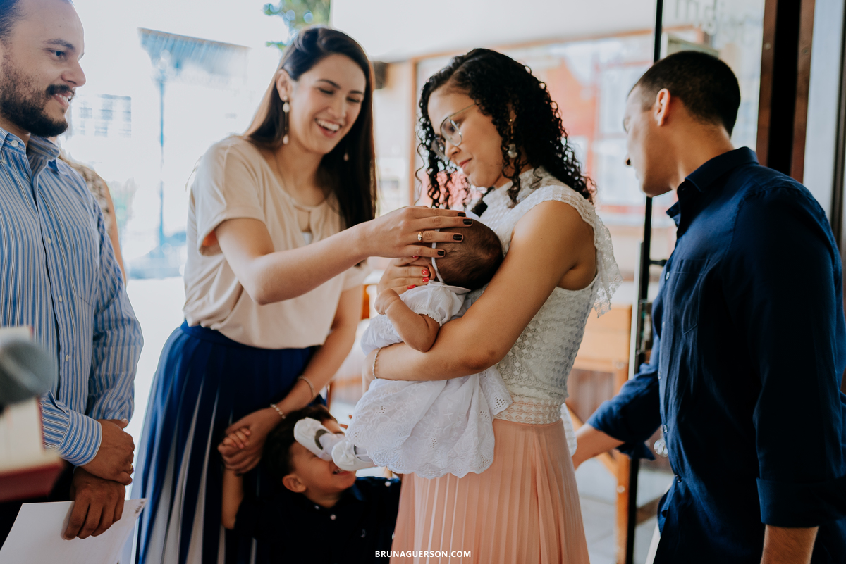 fotografia de batizado rio de janeiro ilha do governador paroquia nossa senhora aparecida
