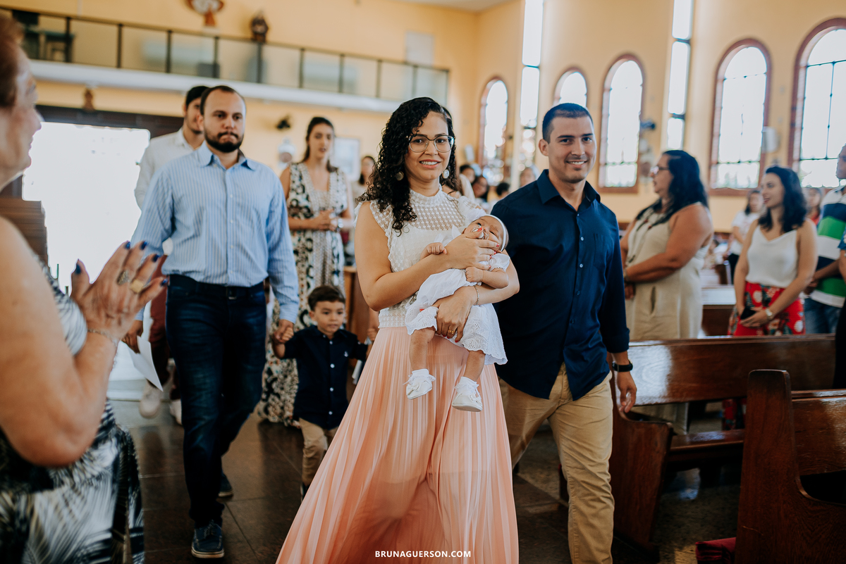 fotografia de batizado rio de janeiro ilha do governador paroquia nossa senhora aparecida