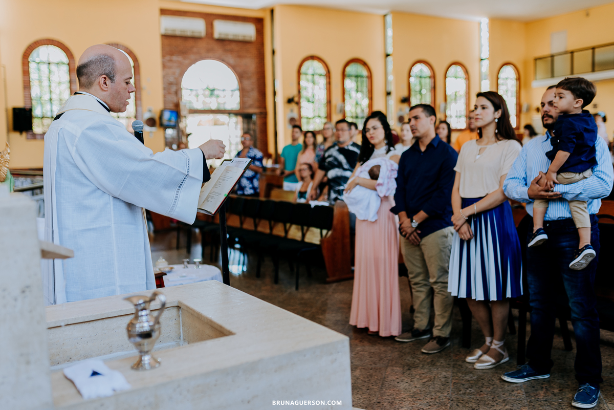 fotografia de batizado rio de janeiro ilha do governador paroquia nossa senhora aparecida