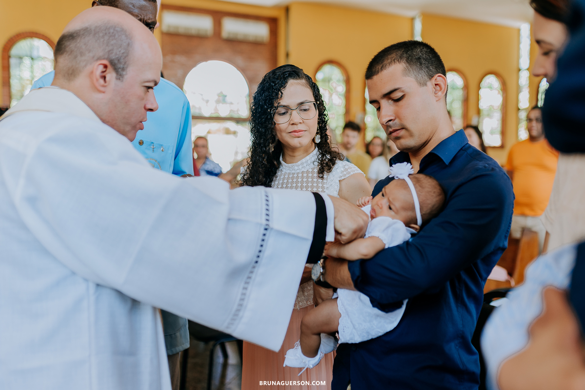 fotografia de batizado rio de janeiro ilha do governador paroquia nossa senhora aparecida