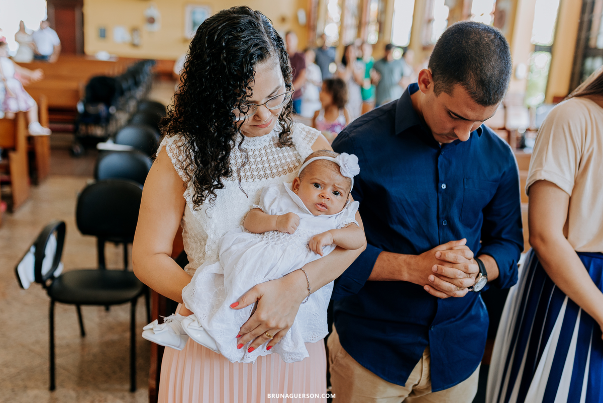 fotografia de batizado rio de janeiro ilha do governador paroquia nossa senhora aparecida
