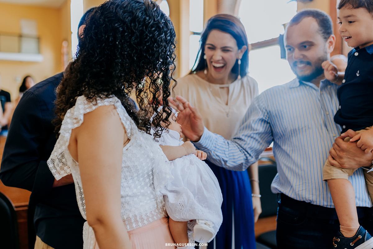 fotografia de batizado rio de janeiro ilha do governador paroquia nossa senhora aparecida