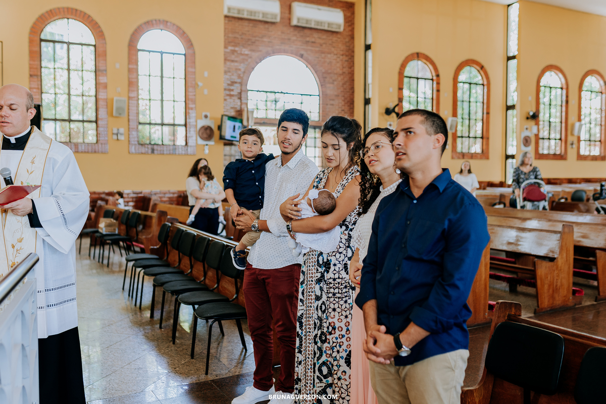 fotografia de batizado rio de janeiro ilha do governador paroquia nossa senhora aparecida