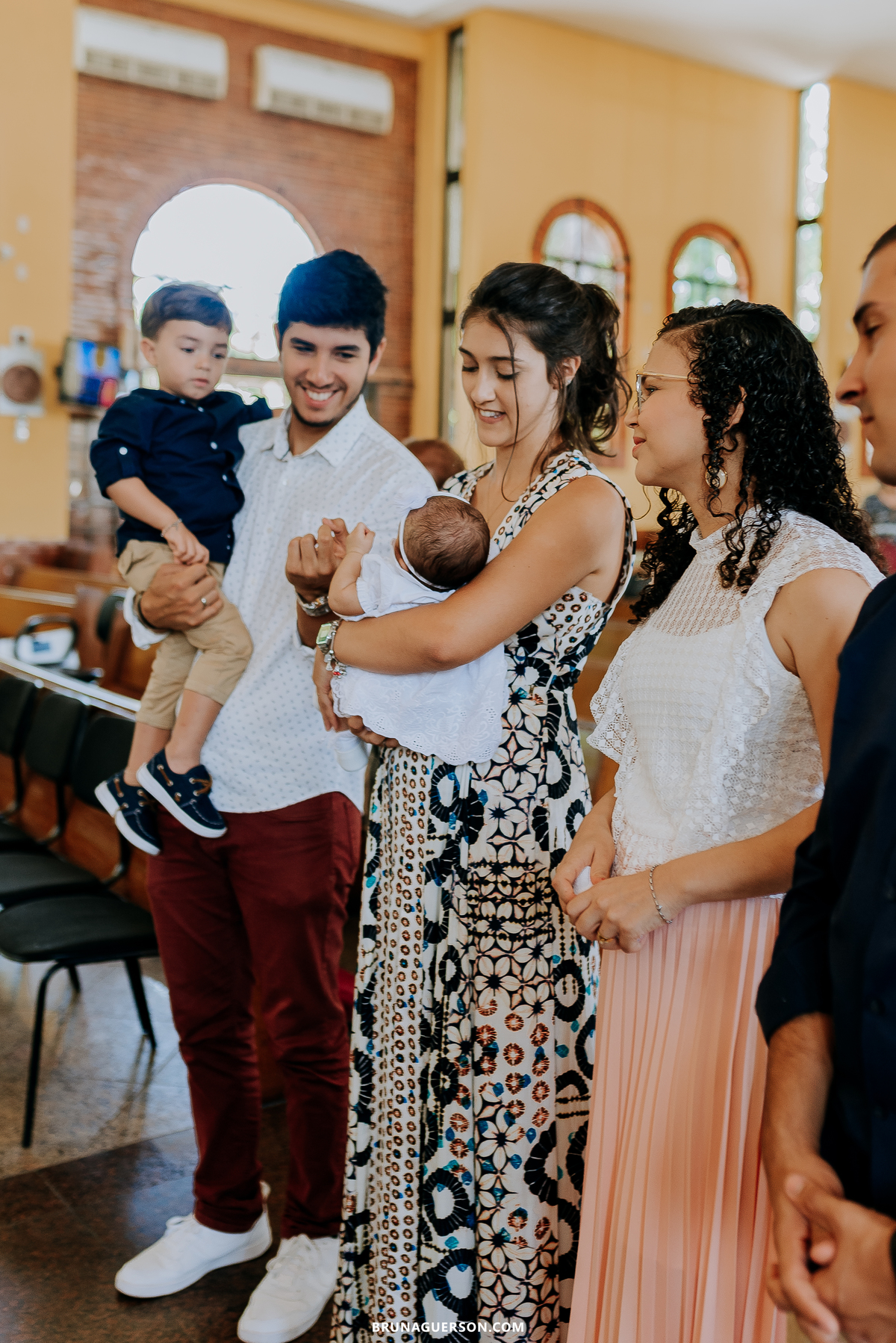 fotografia de batizado rio de janeiro ilha do governador paroquia nossa senhora aparecida