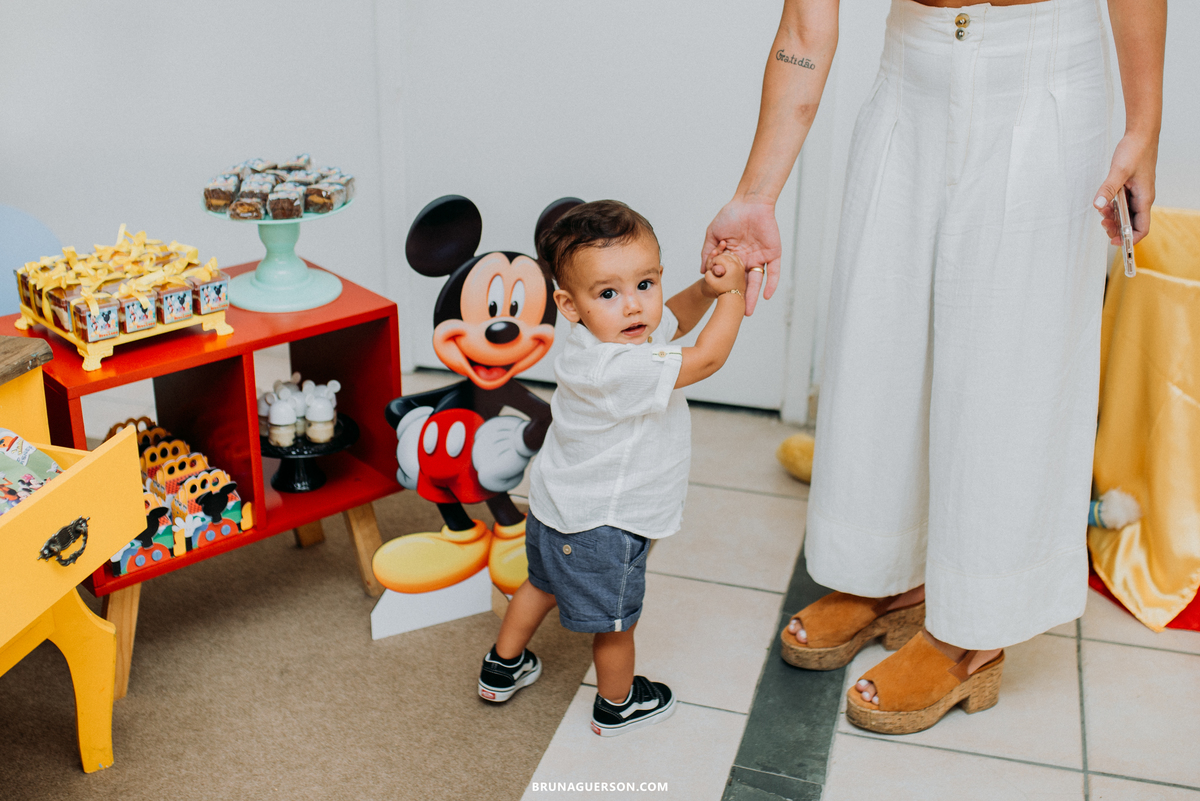 festa infantil rj Rio de Janeiro fotografia aniversario tema Mickey Mouse decoração 1 ano recreio dos bandeirantes