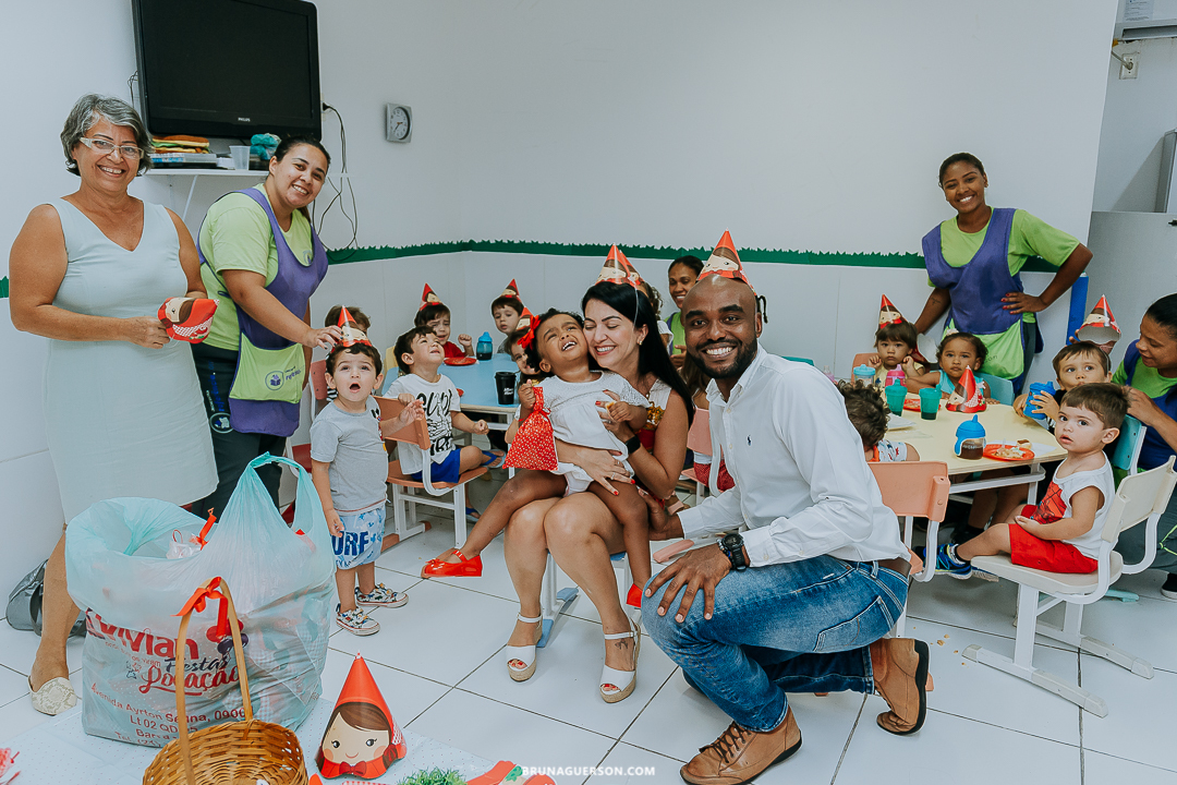 fotógrafa rj festa infantil fotografaria rio de janeiro Ilha do Governador festa na creche chapéuzininho vermelho 