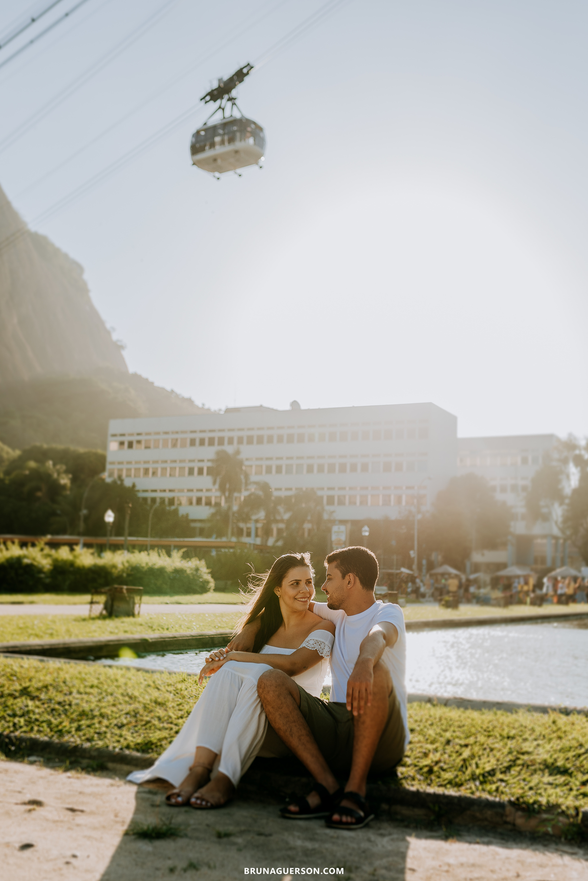 ensaio de casal praia vermelha urca rio de janeiro rj ensaio externo bruna guerson fotografia cidade maravilhosa pão de açúcar praia 