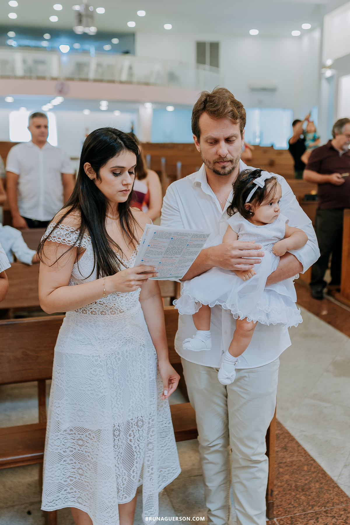 fotografia batizado batismo rio de janeiro paroquia santa rosa de lima barra da tijuca rj 