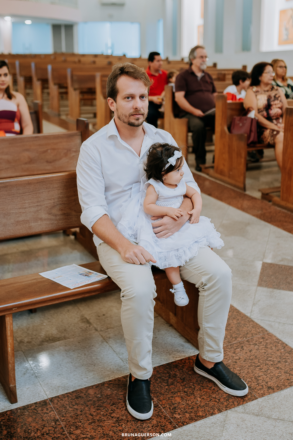 fotografia batizado batismo rio de janeiro paroquia santa rosa de lima barra da tijuca rj 