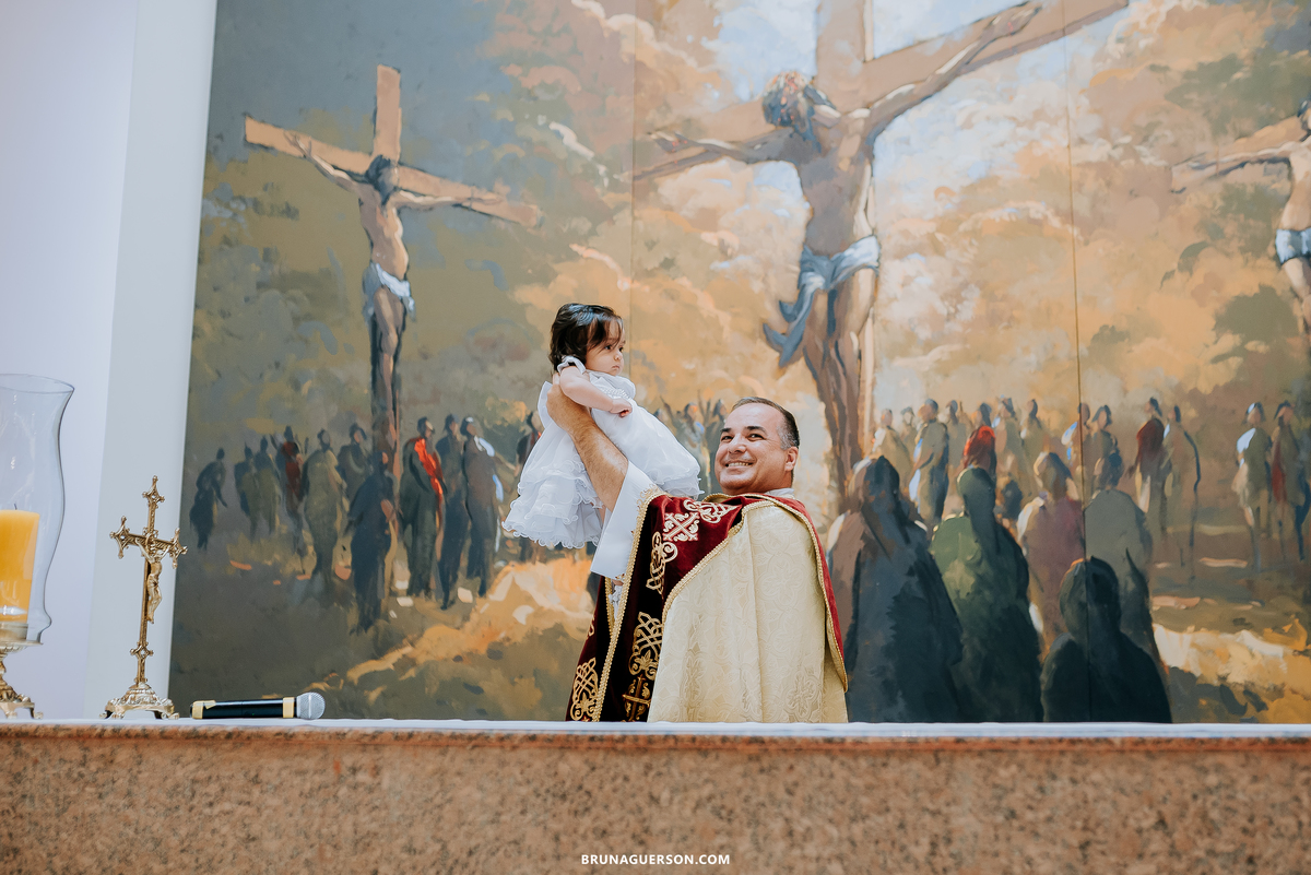 fotografia batizado batismo rio de janeiro paroquia santa rosa de lima barra da tijuca rj 