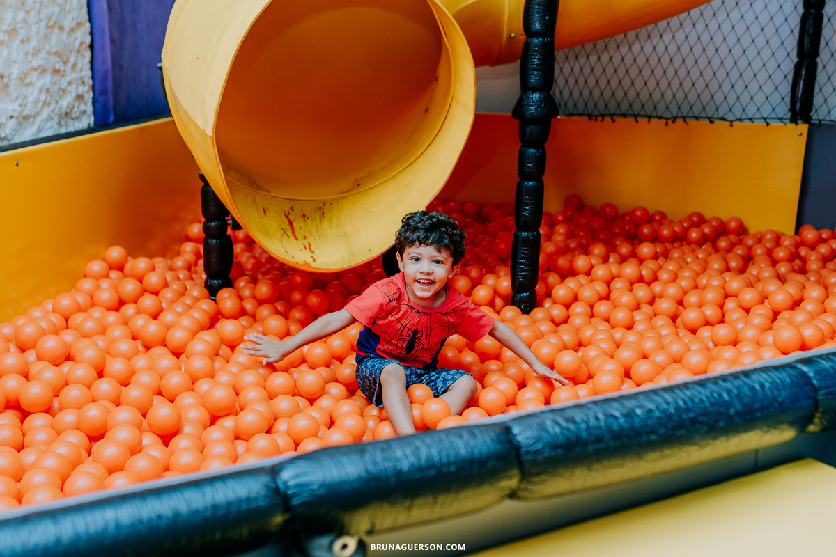 festa infantil aniversário casa de festas ki legal tijuca rio de janeiro bruna guerson fotografia 8 anos rj marvel