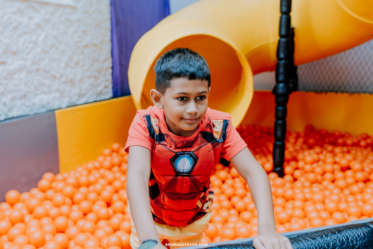 festa infantil aniversário casa de festas ki legal tijuca rio de janeiro bruna guerson fotografia 8 anos rj marvel