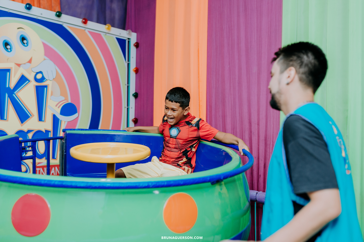 festa infantil aniversário casa de festas ki legal tijuca rio de janeiro bruna guerson fotografia 8 anos rj marvel