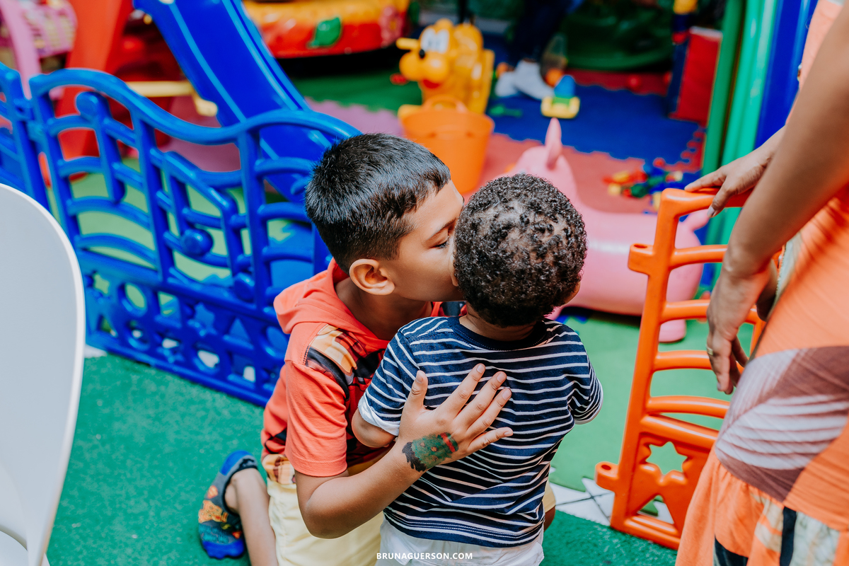 festa infantil aniversário casa de festas ki legal tijuca rio de janeiro bruna guerson fotografia 8 anos rj marvel