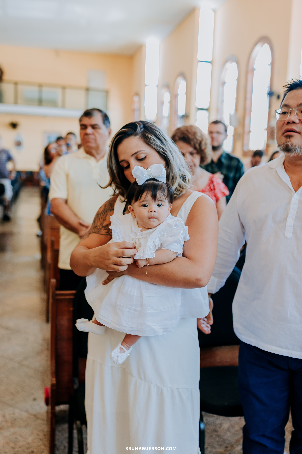 fotografa rj fotografia de batizado ilha do governador paroquia nossa senhora aparecida rio de janeiro batismo 