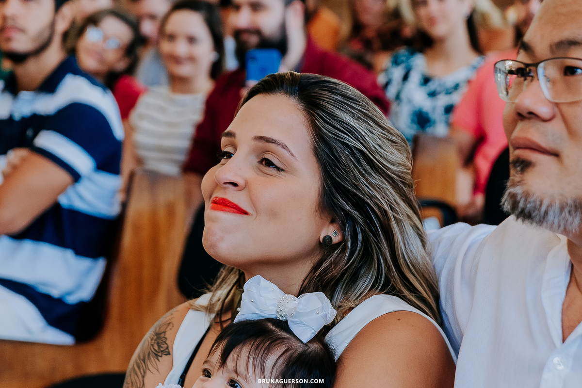 fotografa rj fotografia de batizado ilha do governador paroquia nossa senhora aparecida rio de janeiro batismo 