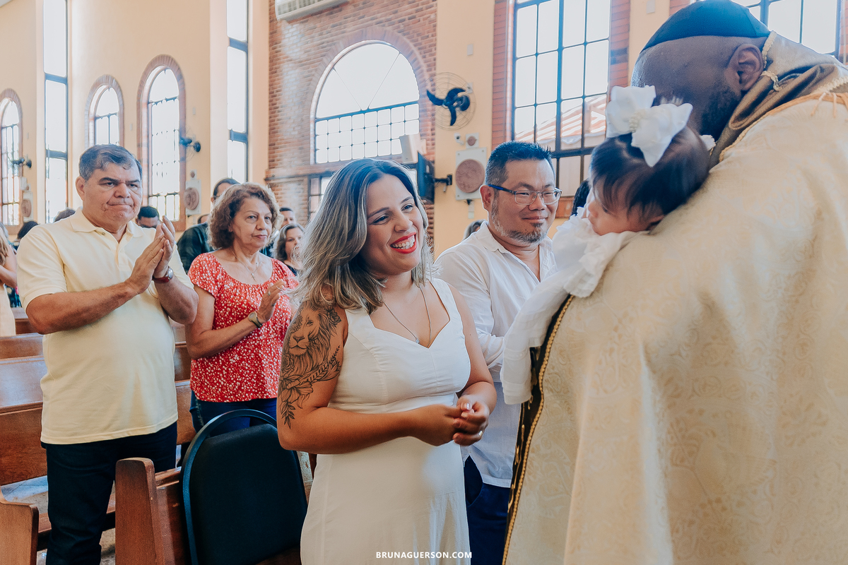 fotografa rj fotografia de batizado ilha do governador paroquia nossa senhora aparecida rio de janeiro batismo 