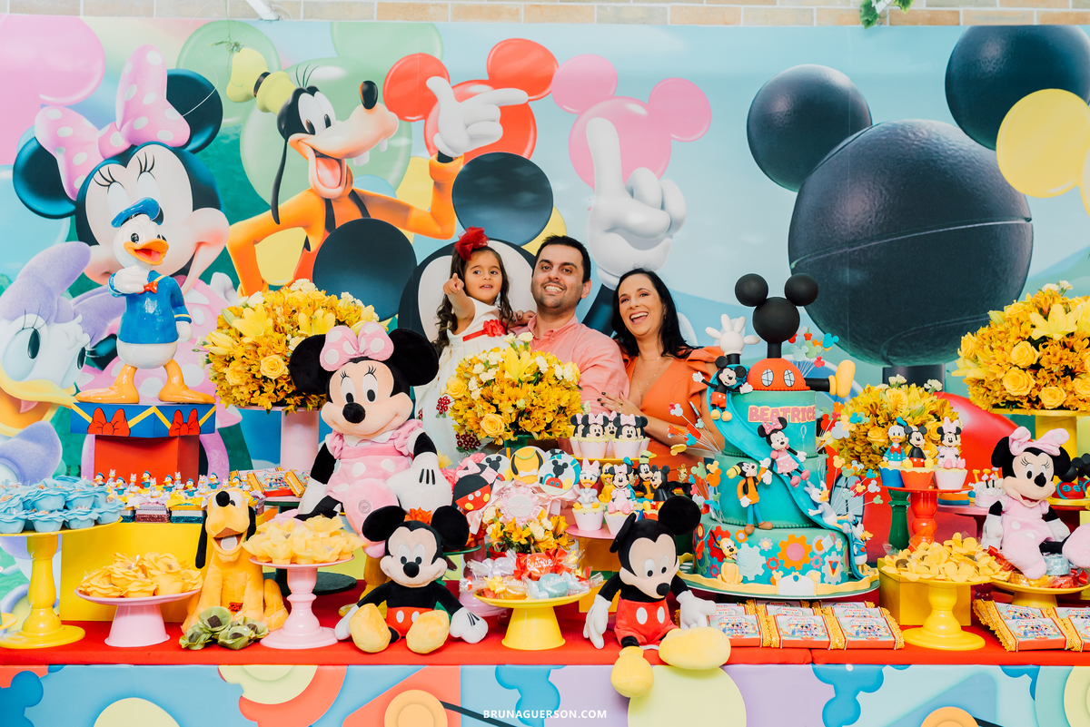festa infantil rj barra da Tijuca casa de festas espaço aldeia tema da festa casa do mickey mouse fotografa rio de janeiro
