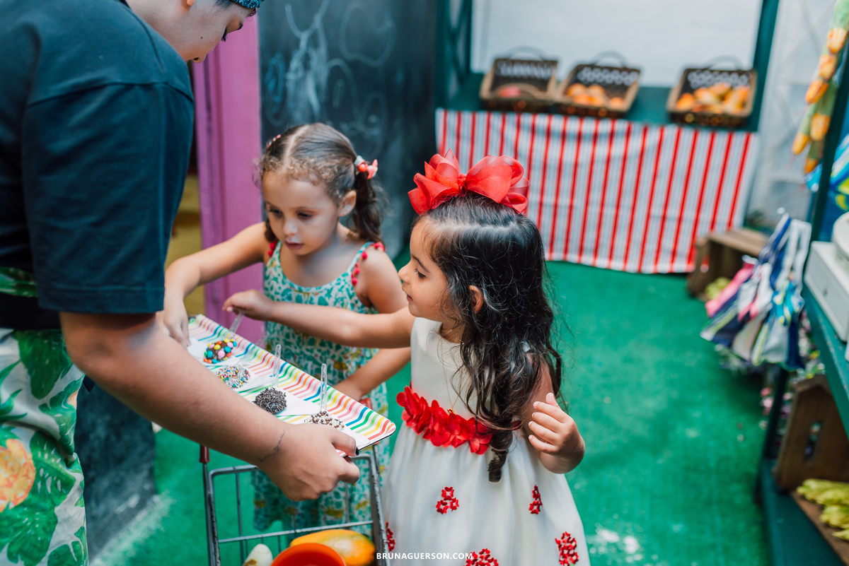 festa infantil rj barra da Tijuca casa de festas espaço aldeia tema da festa casa do mickey mouse fotografa rio de janeiro
