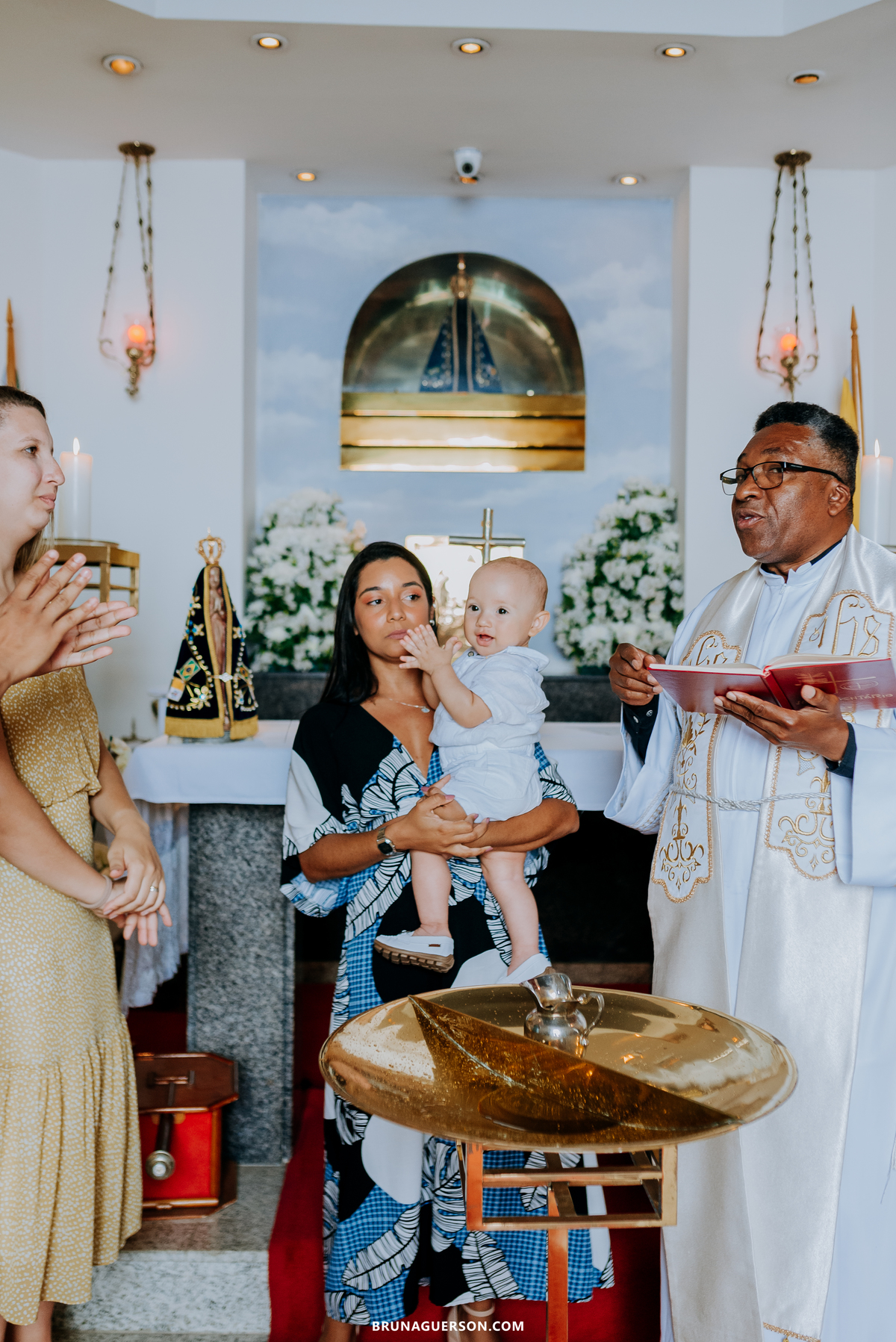 fotografia de batizado Rio de Janeiro rj fotografa de familia Cristo Redentor ponto turístico capela nossa senhora de fatima