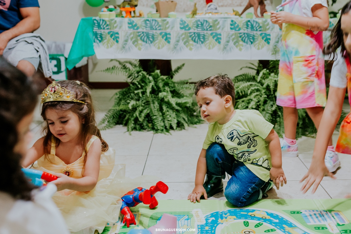 festa infantil em casa rj Rio de Janeiro fotografa ilha do governador 3 anos dinossauro