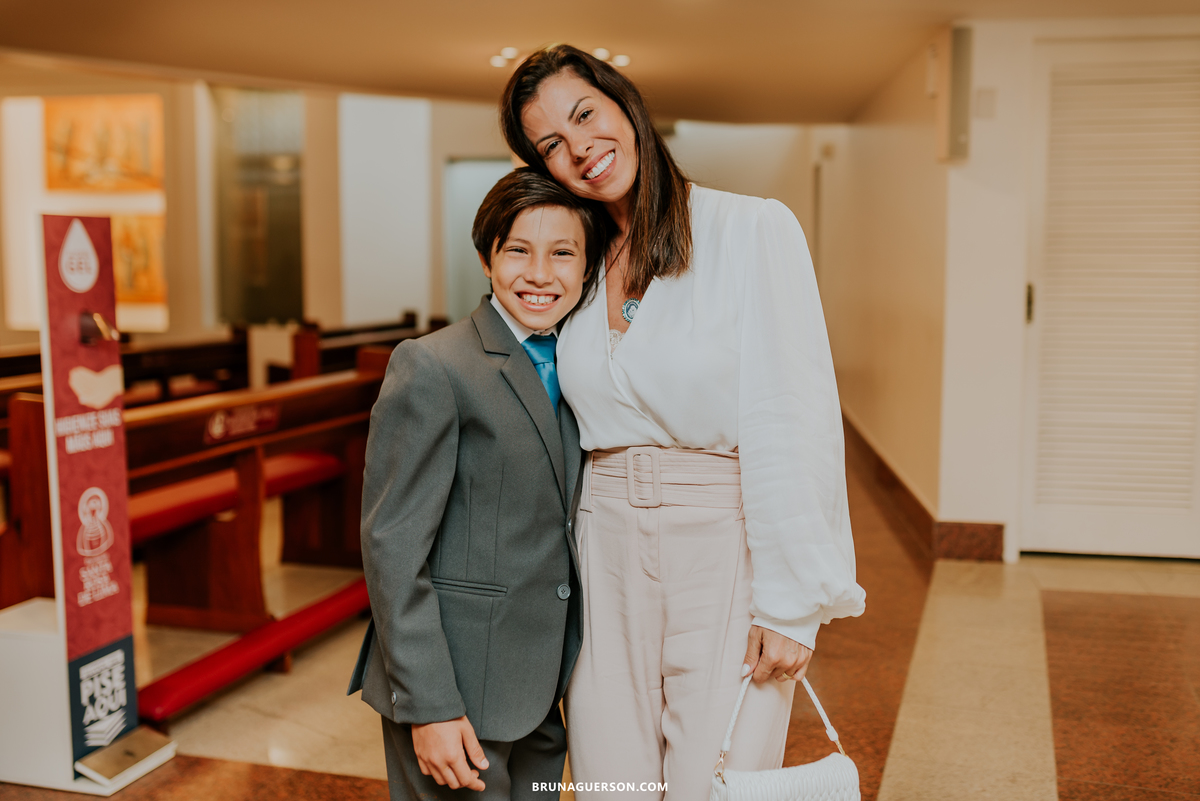 fotografia primeira comunhão eucaristia colégio porto real barra da tijuca paroquia Santa Rosa de lima rj 