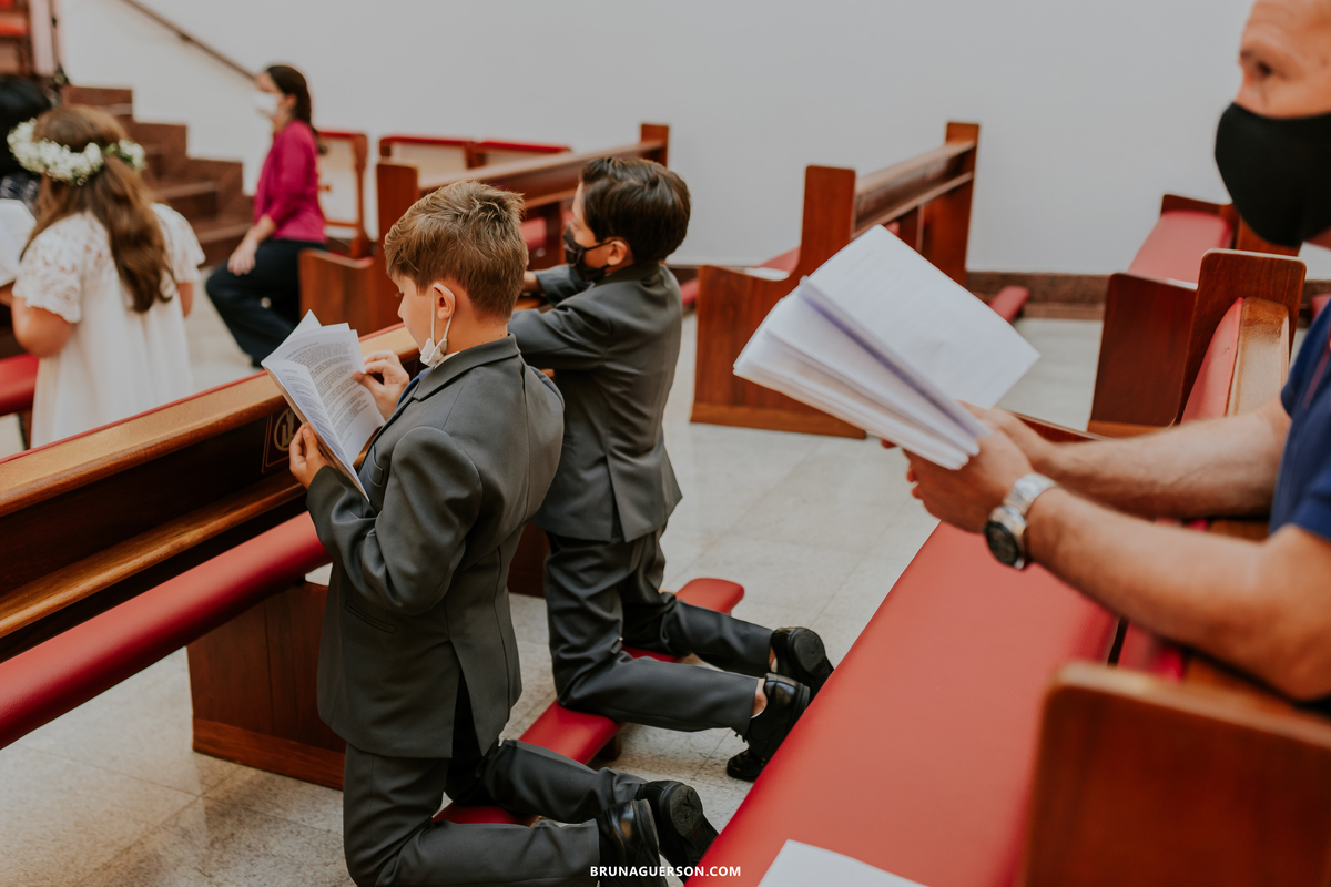 fotografia primeira comunhão eucaristia colégio porto real barra da tijuca paroquia Santa Rosa de lima rj 