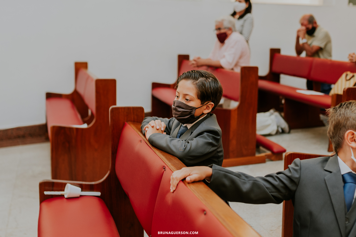 fotografia primeira comunhão eucaristia colégio porto real barra da tijuca paroquia Santa Rosa de lima rj 