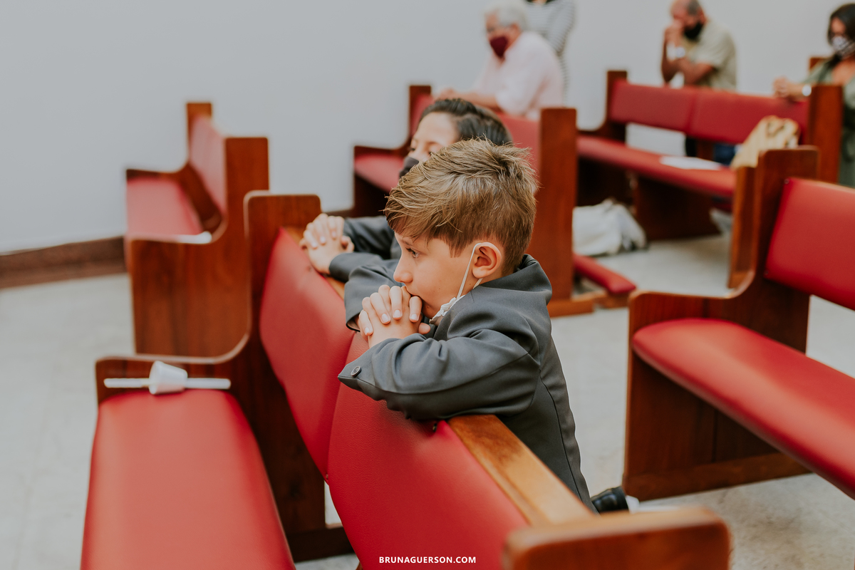 fotografia primeira comunhão eucaristia colégio porto real barra da tijuca paroquia Santa Rosa de lima rj 
