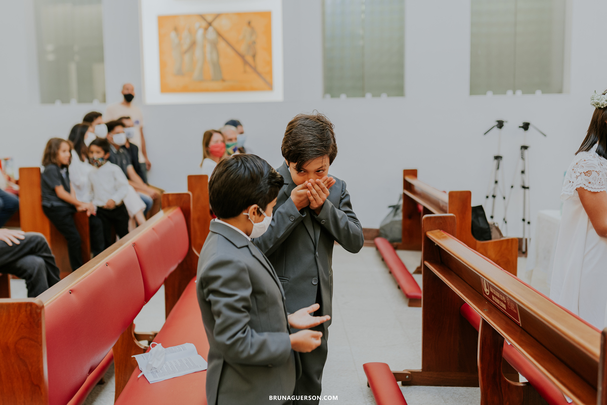 fotografia primeira comunhão eucaristia colégio porto real barra da tijuca paroquia Santa Rosa de lima rj 