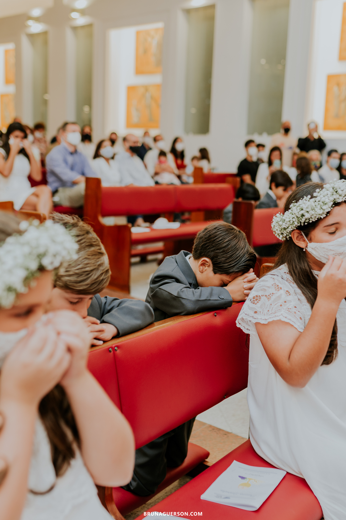 fotografia primeira comunhão eucaristia colégio porto real barra da tijuca paroquia Santa Rosa de lima rj 