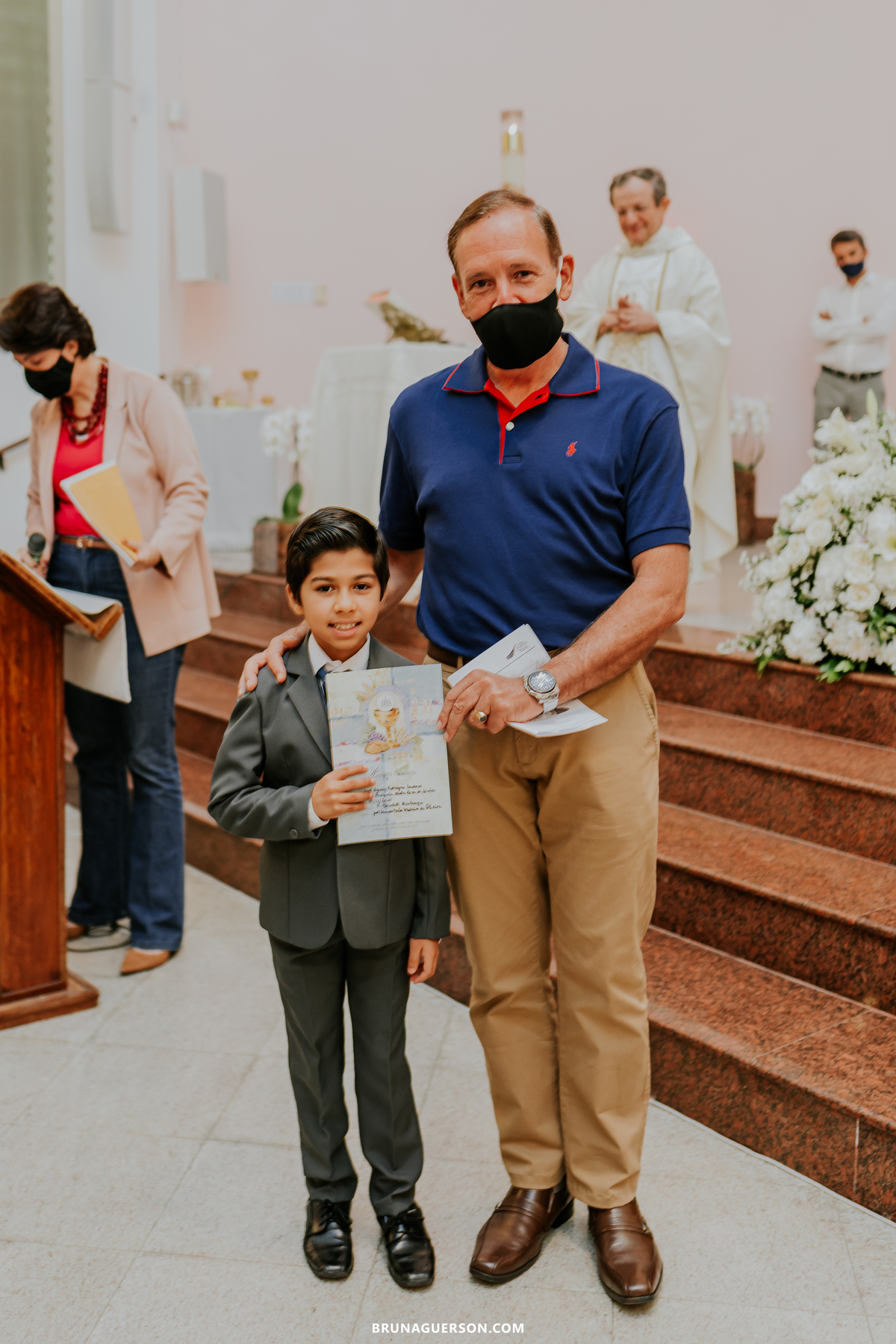 fotografia primeira comunhão eucaristia colégio porto real barra da tijuca paroquia Santa Rosa de lima rj 