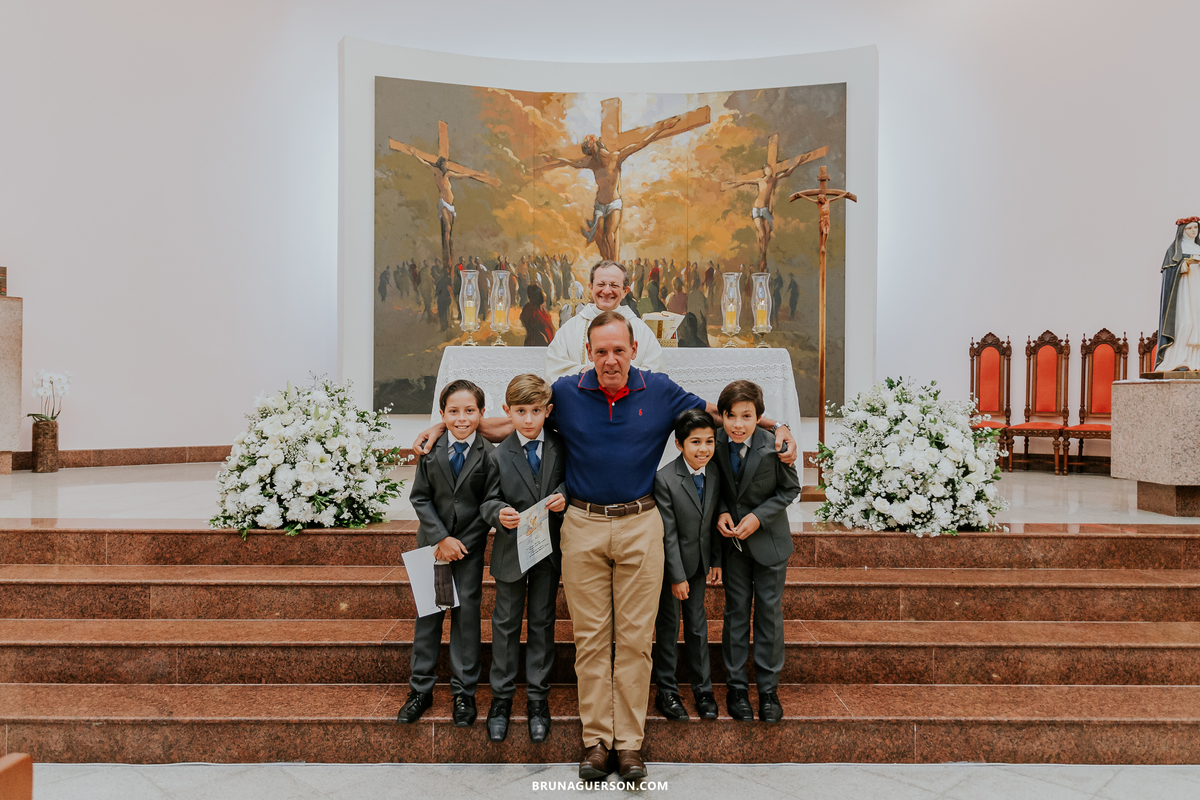 fotografia primeira comunhão eucaristia colégio porto real barra da tijuca paroquia Santa Rosa de lima rj 