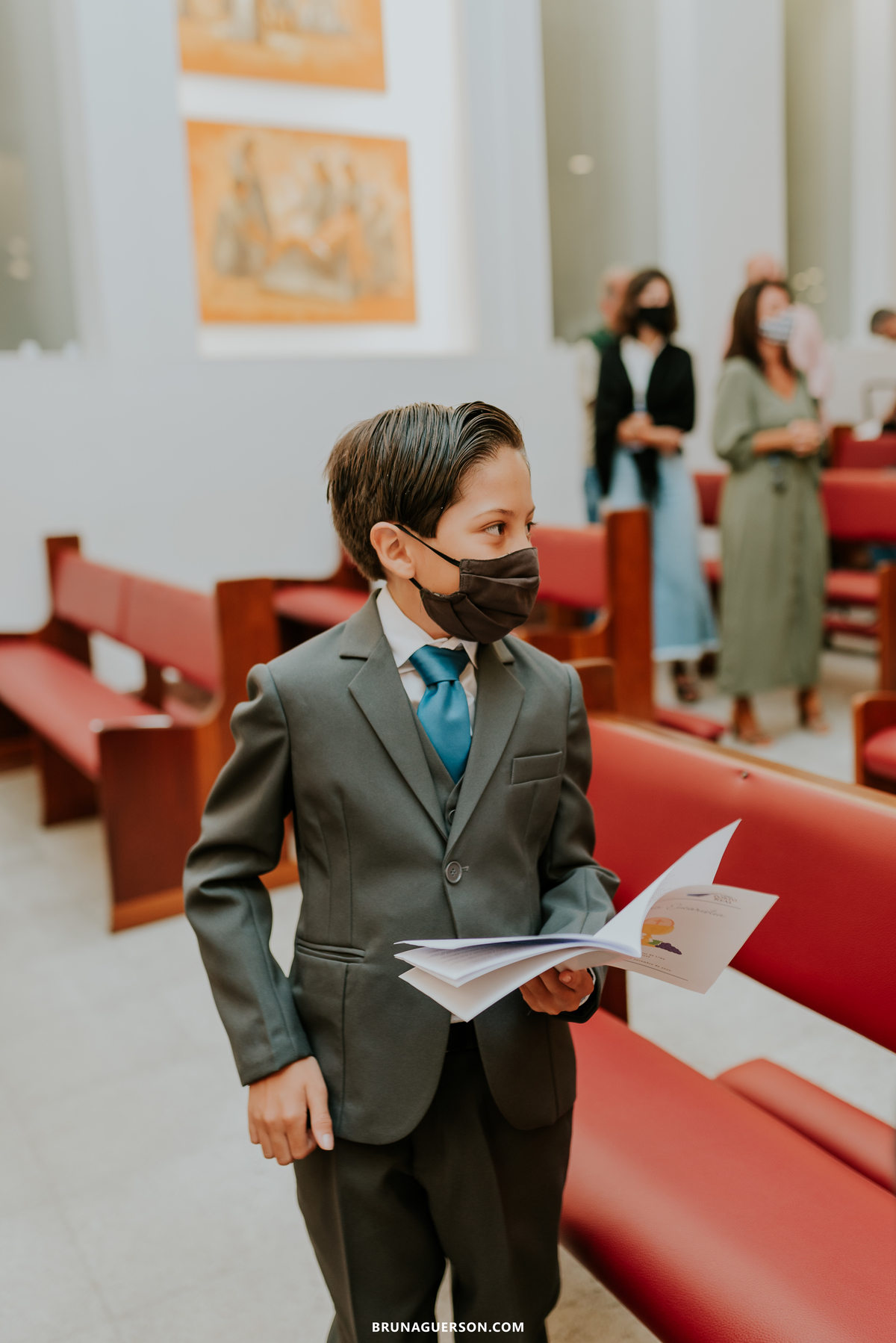 fotografia primeira comunhão eucaristia colégio porto real barra da tijuca paroquia Santa Rosa de lima rj 