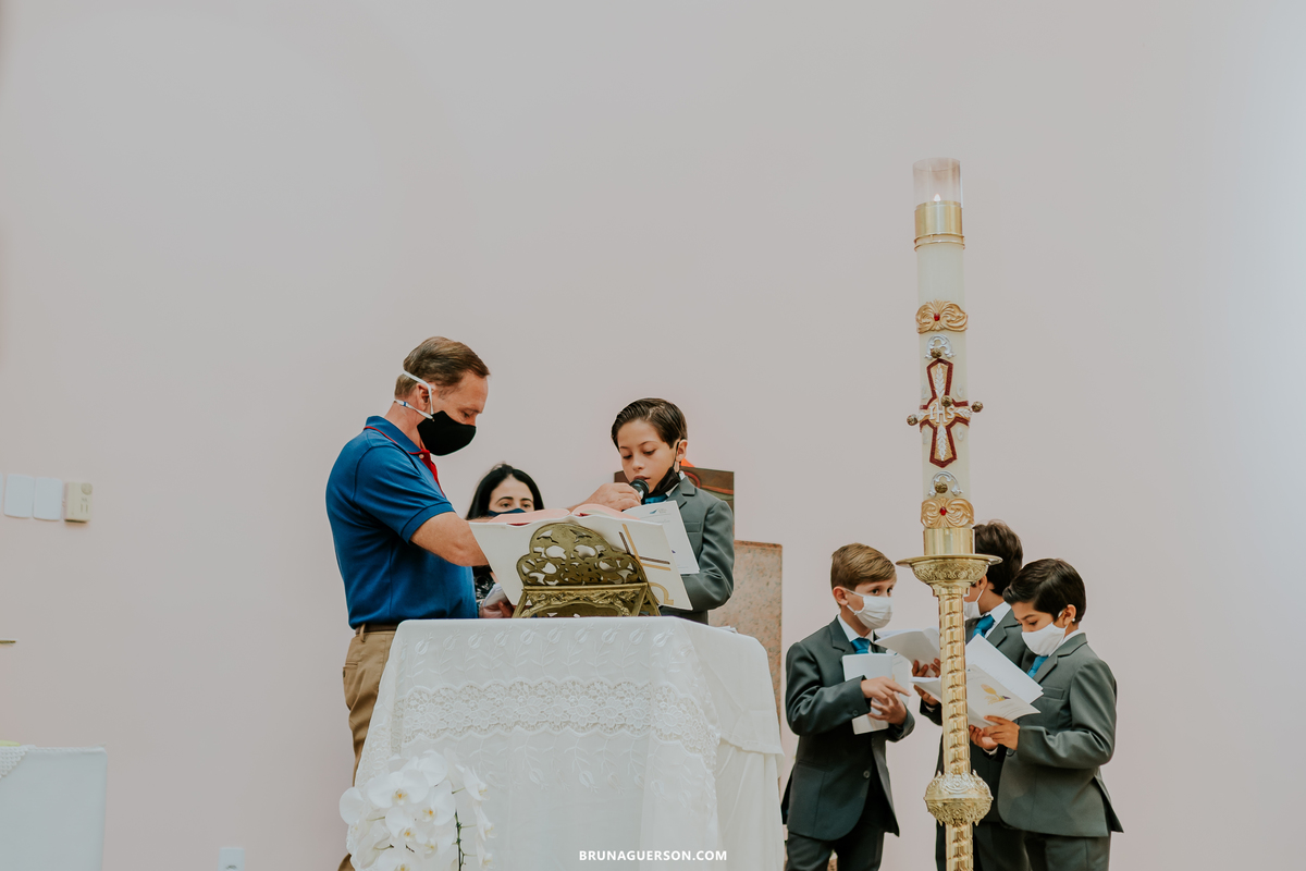 fotografia primeira comunhão eucaristia colégio porto real barra da tijuca paroquia Santa Rosa de lima rj 