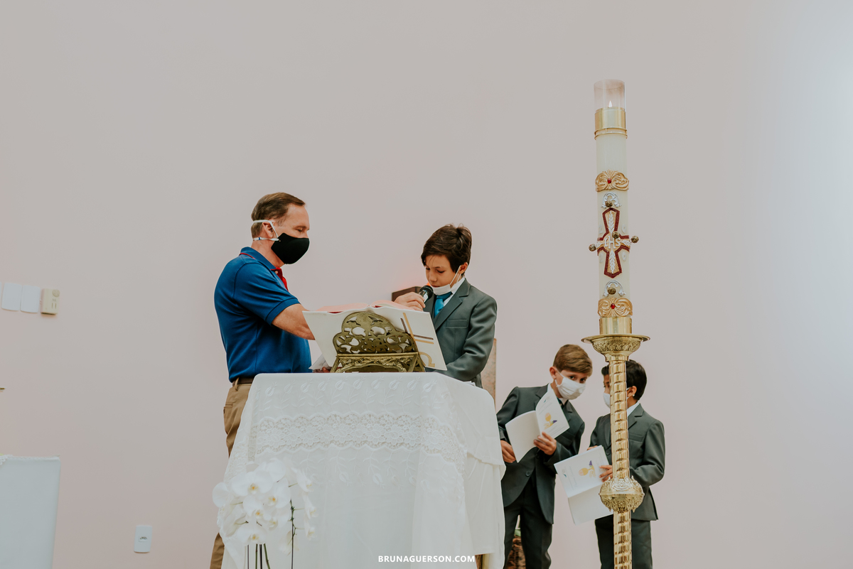 fotografia primeira comunhão eucaristia colégio porto real barra da tijuca paroquia Santa Rosa de lima rj 