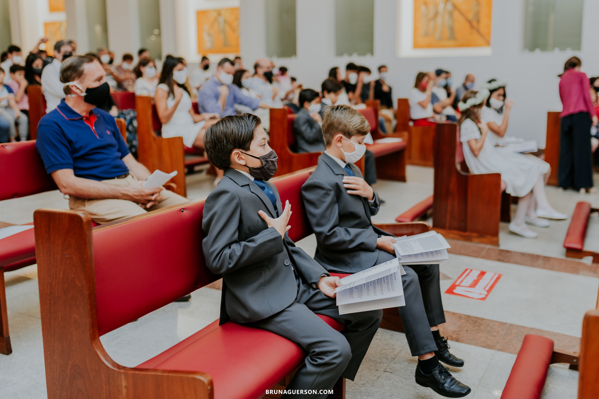 fotografia primeira comunhão eucaristia colégio porto real barra da tijuca paroquia Santa Rosa de lima rj 