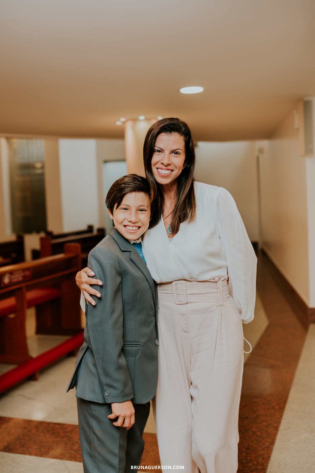 fotografia primeira comunhão eucaristia colégio porto real barra da tijuca paroquia Santa Rosa de lima rj 