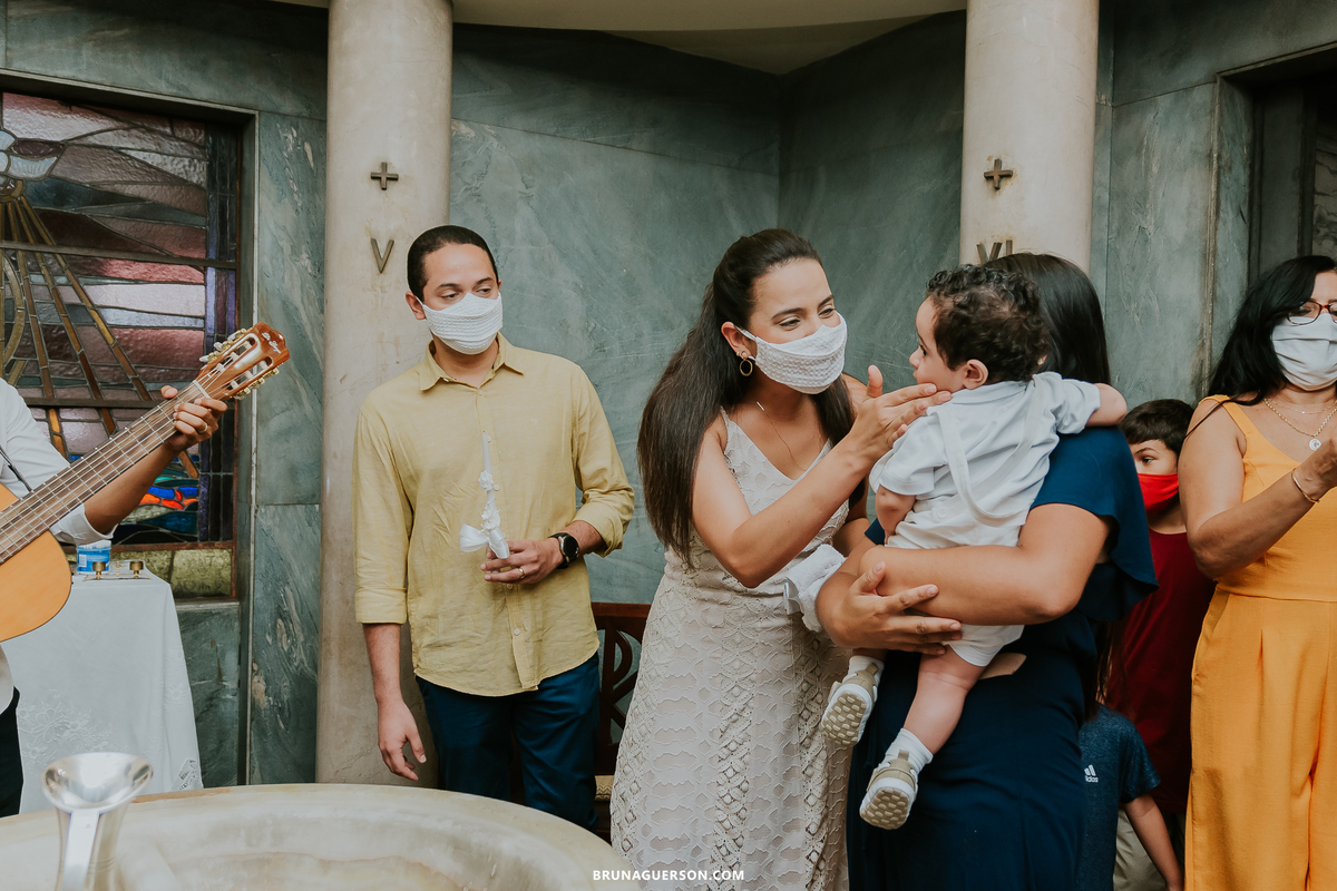 fotografia batismo batizado paroquia Santa Teresinha do menino Jesus Botafogo rj fotografa Rio de Janeiro 