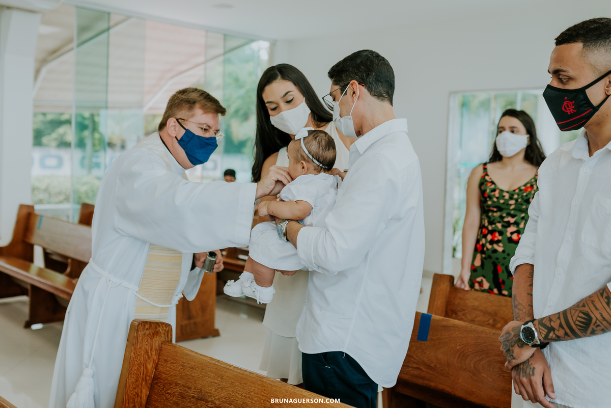 fotografia batizado batismo ilha do governador Rio de Janeiro capela nossa senhora das graças fotografa rj 