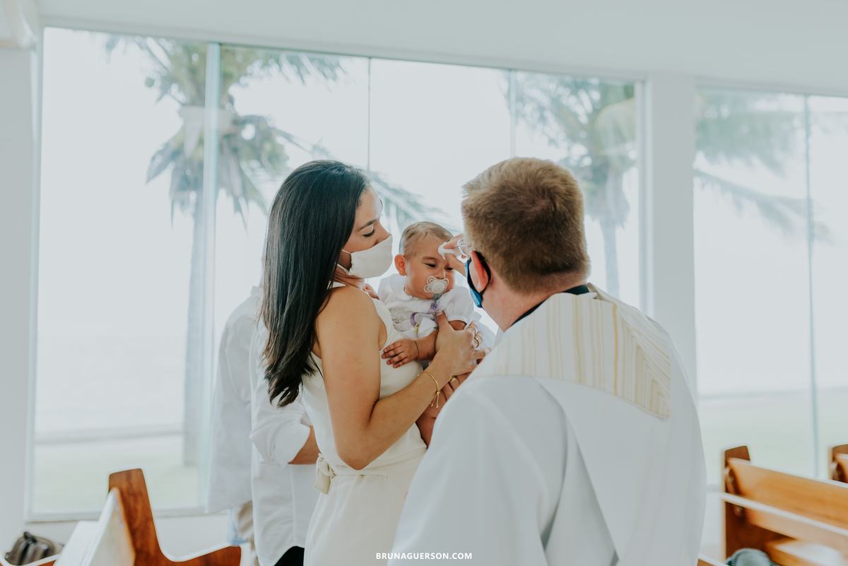 fotografia batizado batismo ilha do governador Rio de Janeiro capela nossa senhora das graças fotografa rj 