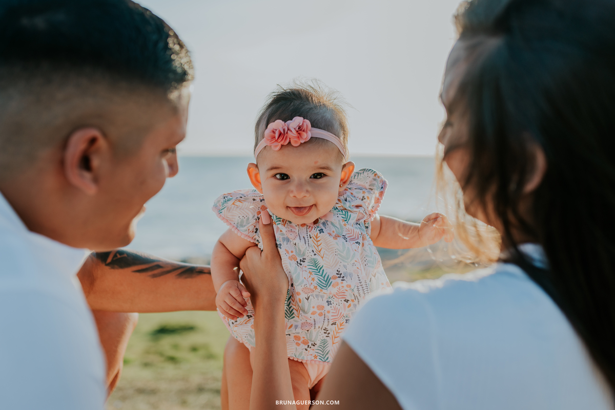 fotografia Rio de Janeiro ensaio externo sessão de família praia rj fotografa 5 meses menina 