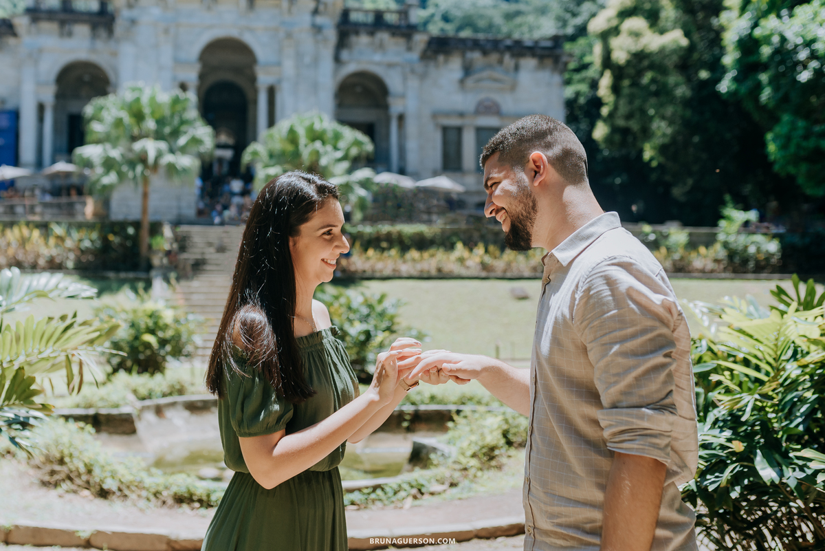 ensaio de casal Rio de Janeiro externo parque lage fotografia rj pedido noivado